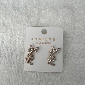 Lyn Lyn Sparkling Gold Studded Earrings